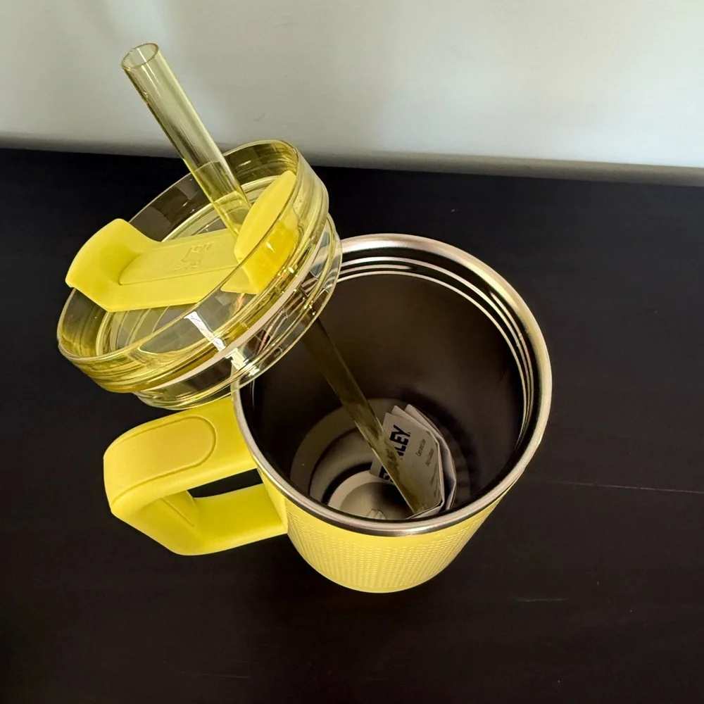 Stanley Quencher H2.0 + Calia 40oz Tumbler: Yellow, NEW - Picture 5 of 6